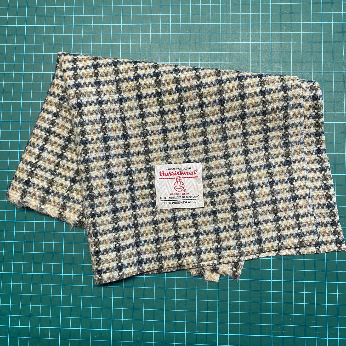 Beige & Grey Basket Weave Harris Tweed - Offcut 567 / 45x35cm