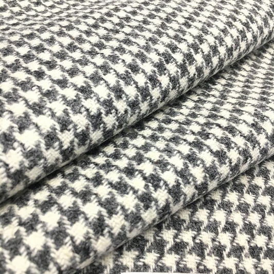 Grey & White Houndstooth Harris Tweed