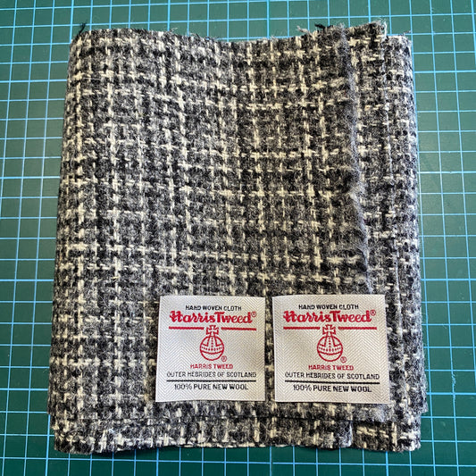 Black, Grey & White Basket Weave Harris Tweed - Offcut 326 / 122x16cm