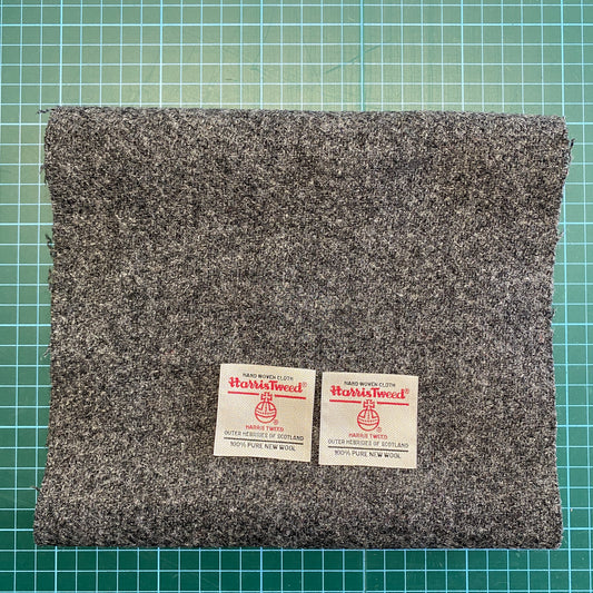 Mid Charcoal Grey Harris Tweed - Offcut 431 / 82x23cm